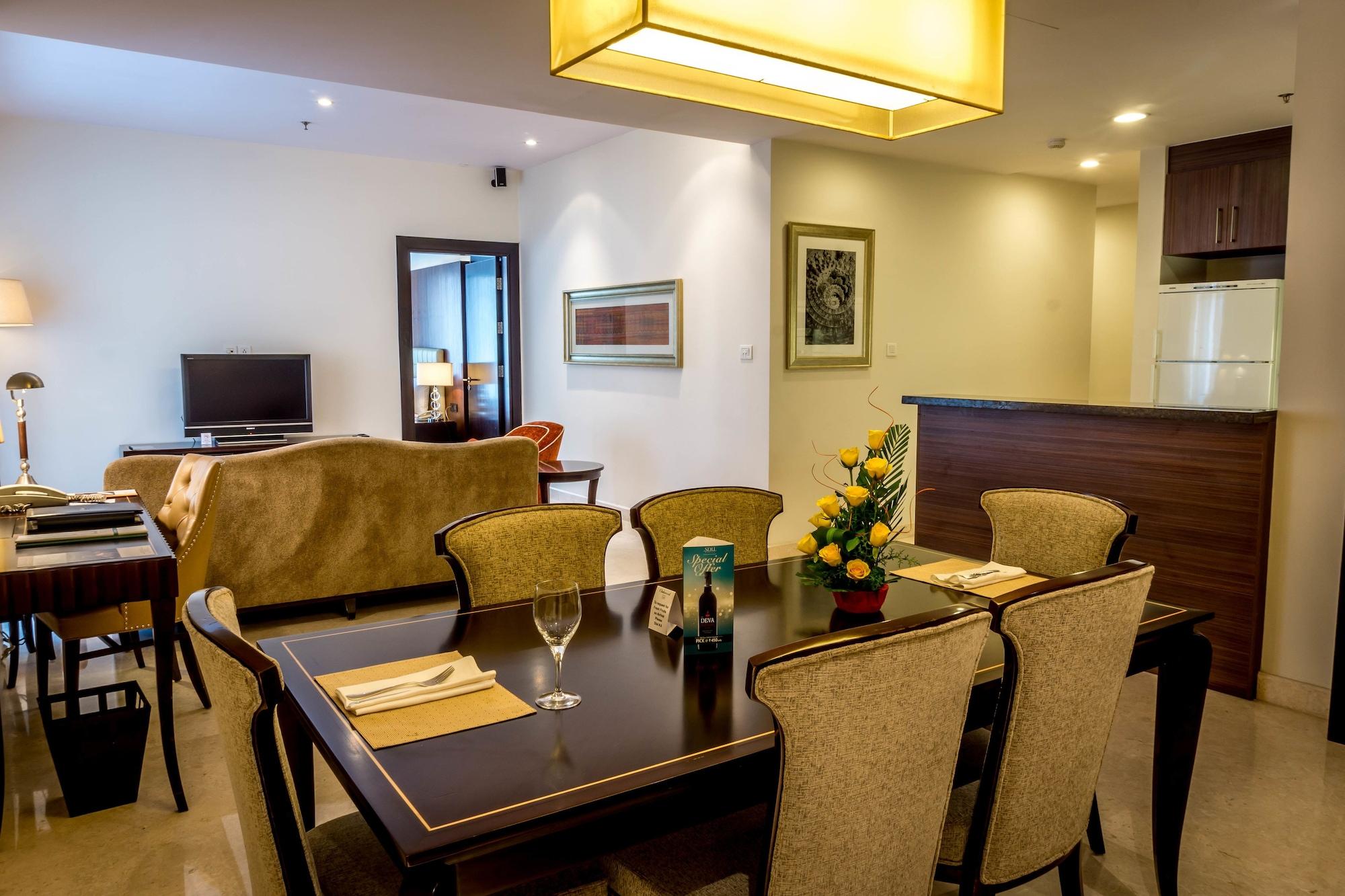 Oakwood Premier Prestige Bangalore Exterior photo