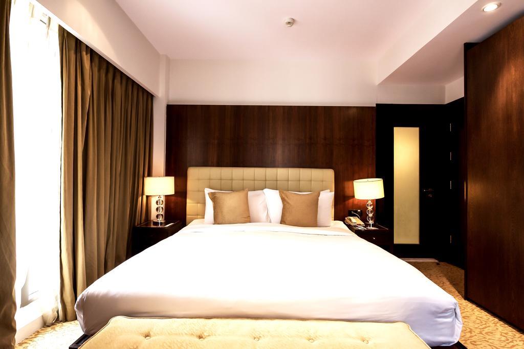 Oakwood Premier Prestige Bangalore Exterior photo
